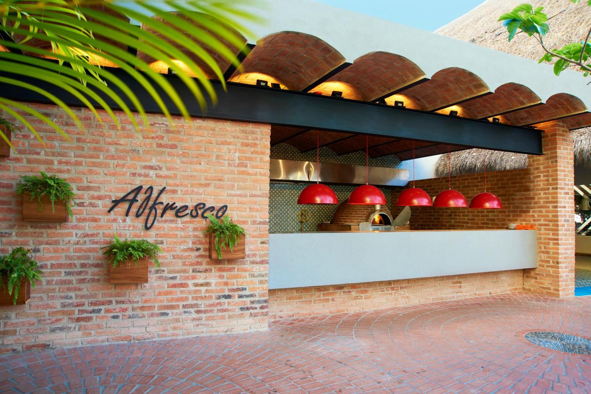 The Club At Sheraton Buganvilias (Adults Only) Puerto Vallarta Exterior photo